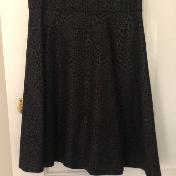 Black leopard dress - Picture 3 of 4